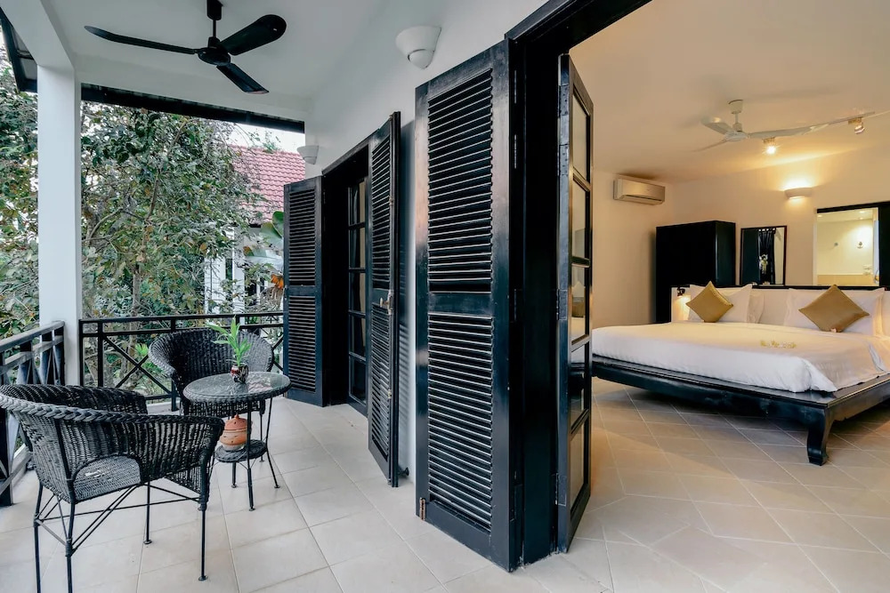 Dechasey Residence