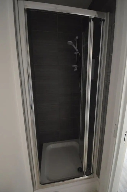 Central Comfort Rooms