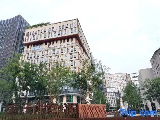 Chongqing Numan Light Luxury Homestay (Jiangbei Airport Shangwan Road Subway Station)