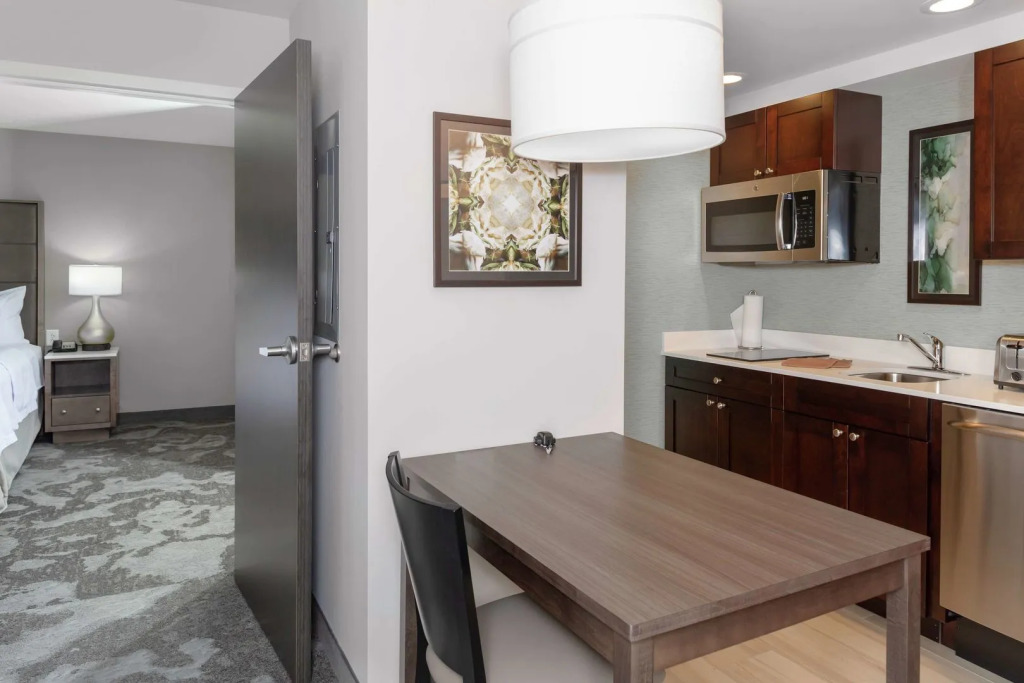 Homewood Suites By Hilton Lansing Eastwood