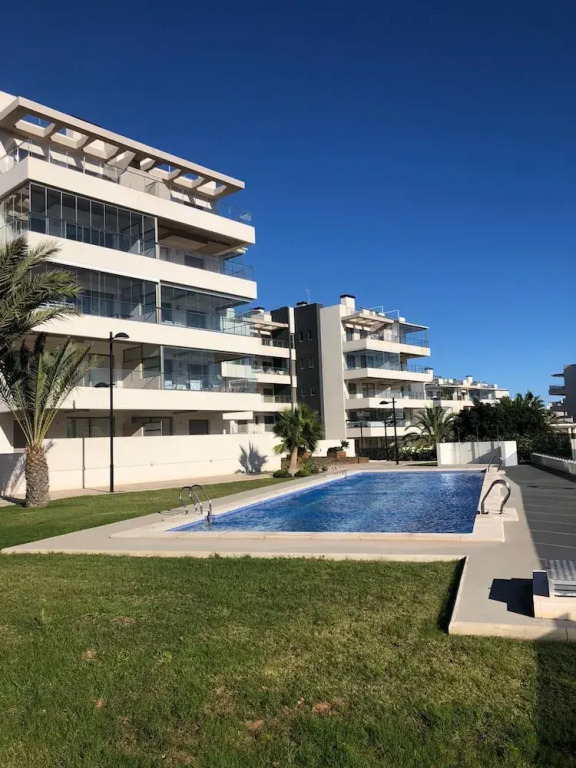 Elegant Apartment Near La Zenia