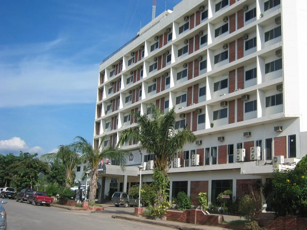 Pinnacle Satun Hotel