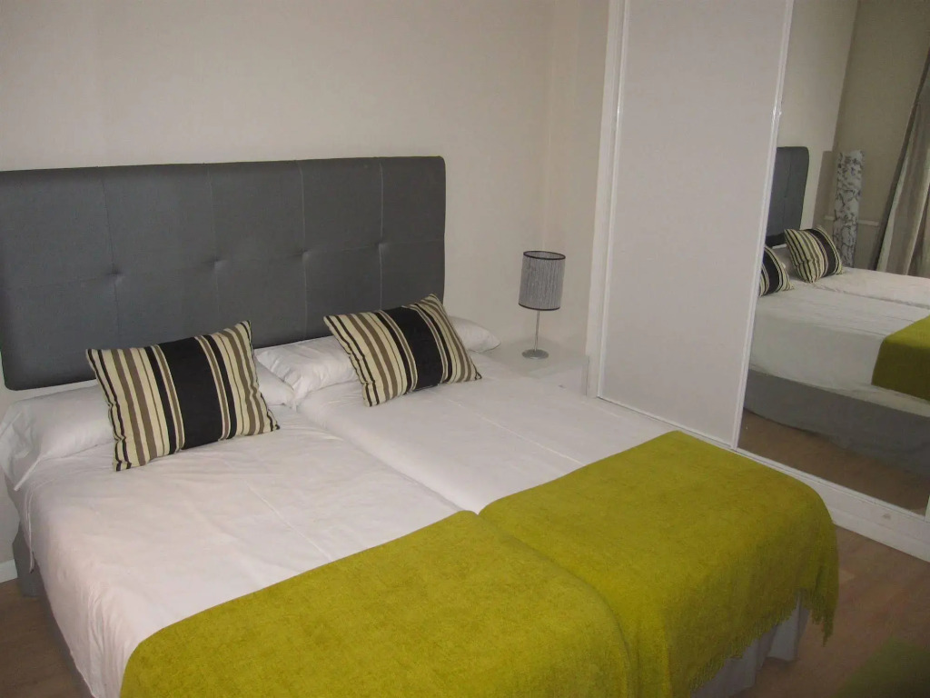 Apartamentos Metrópolis
