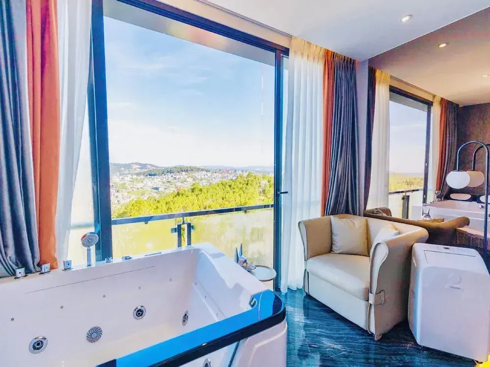 New Century Dalat Hotel