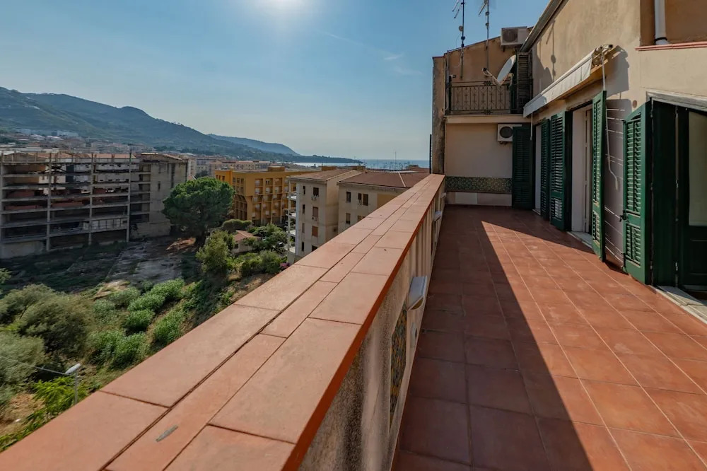 Terrazza Matteotti a Cefal