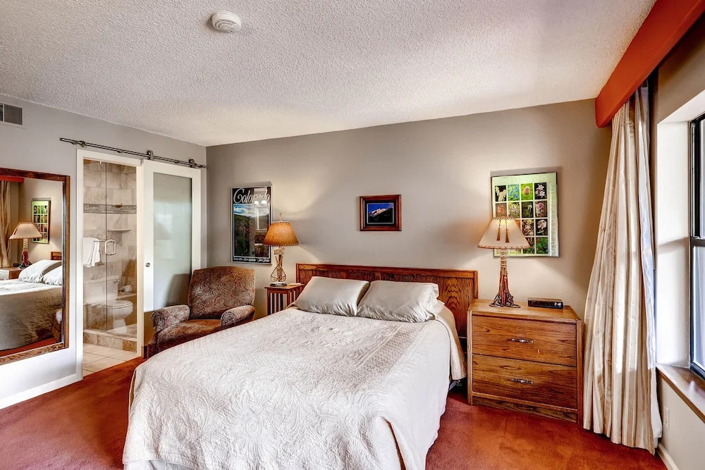 Mountainside Condominiums by Bighorn Rentals