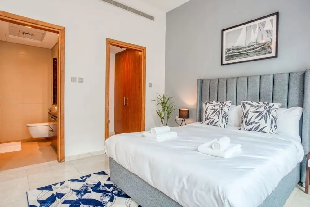 Chic & Cosy Apartment in Bay Square