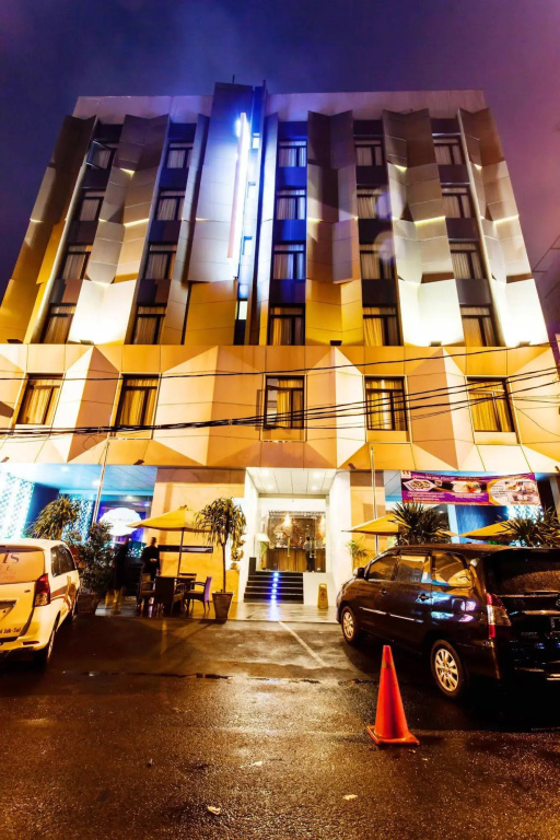 ZEN Premium Blok M Palatehan