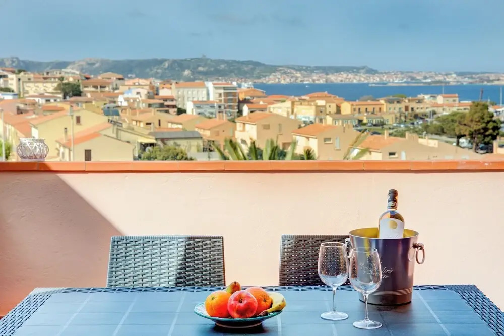 Palau Apartment - Home And More