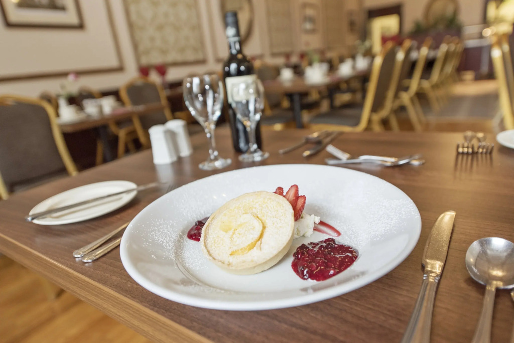 Salutation Hotel