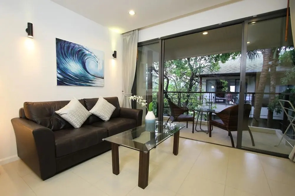 TSE Residence [by Samui Emerald]
