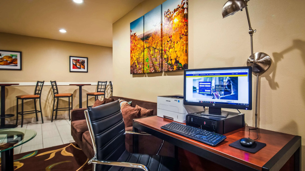 Best Western Heritage Inn