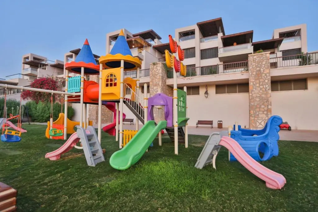Tala Bay Residence - Families Only