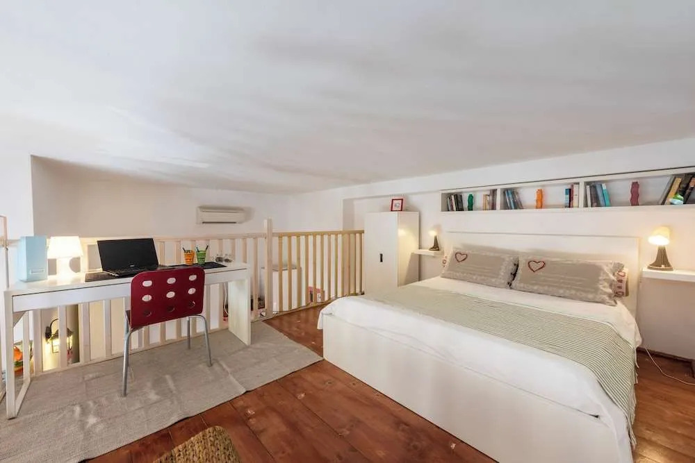 Bartolommeo Scala Loft by Mmega