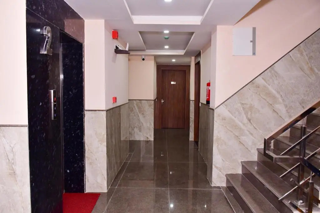 Hotel Royal Inn igi