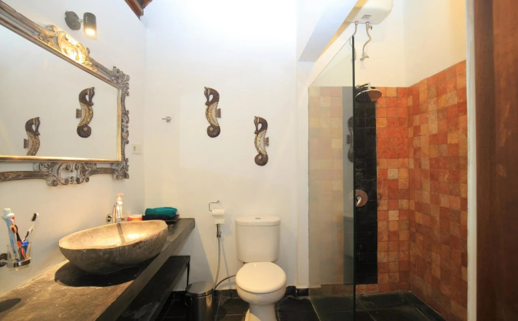 Black Pearl Hostel