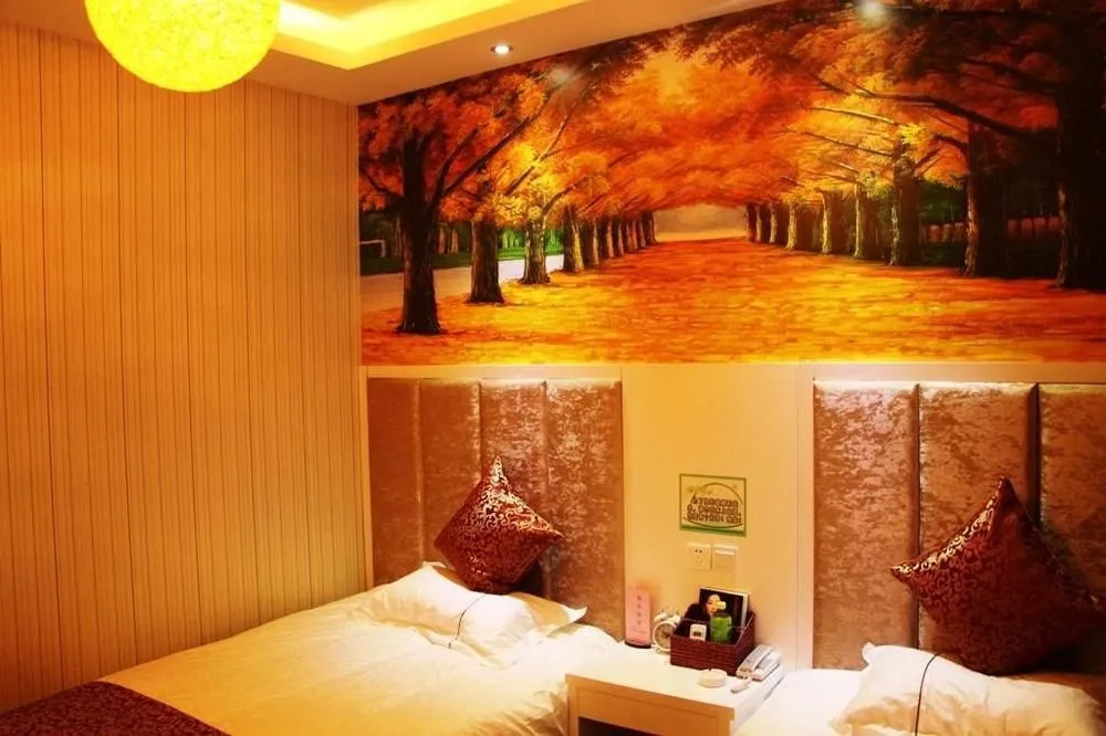Zhengzhou Love Theme Hotel