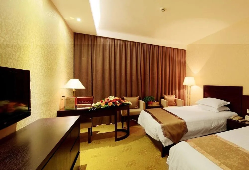 Yuanzheng Lingfeng Hotel