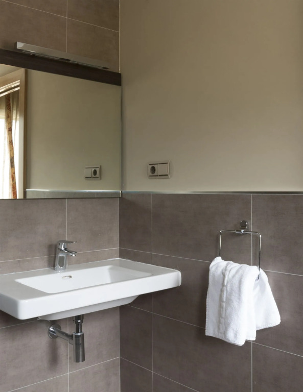 HOSTAL RIO ARA BELLOSTA by Vivere Stays