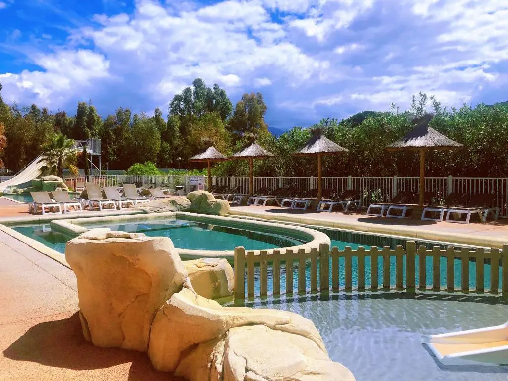 Camping La Pinède