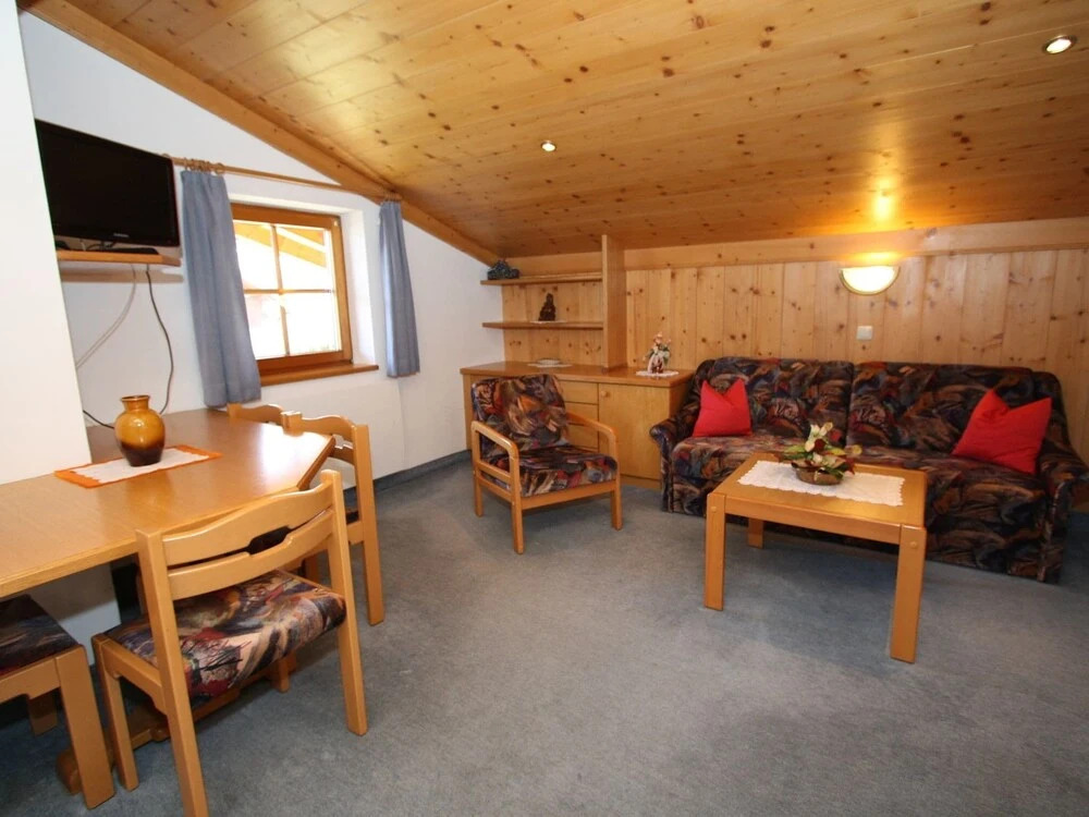 Cozy Studio Apartment in Mittersill near Ski Bus