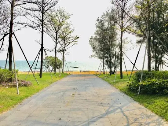 Ninghai Sunset Net Red Seaview Homestay (Vanke Shuangyuewan Branch)