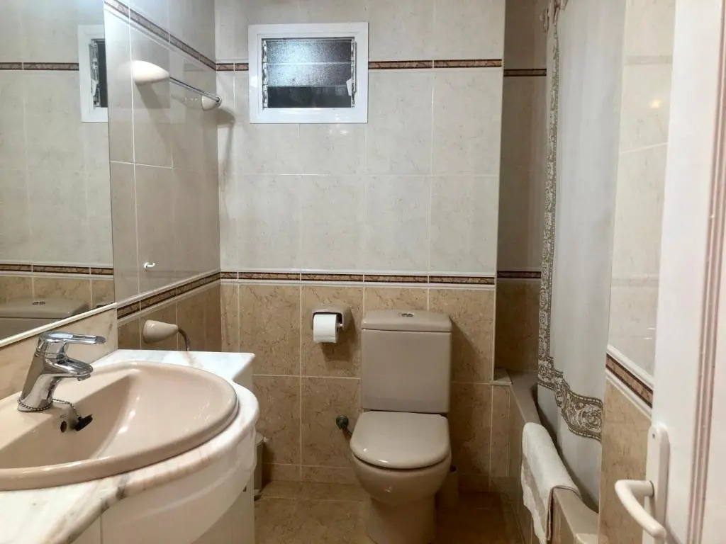 SALOU 1 linia de mar 3 baños 3 hab.WIFI 110m2
