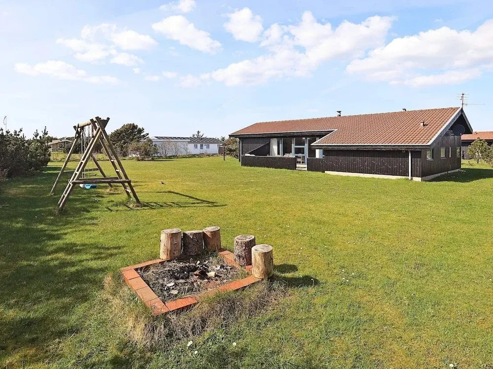 8 person holiday home in Vestervig
