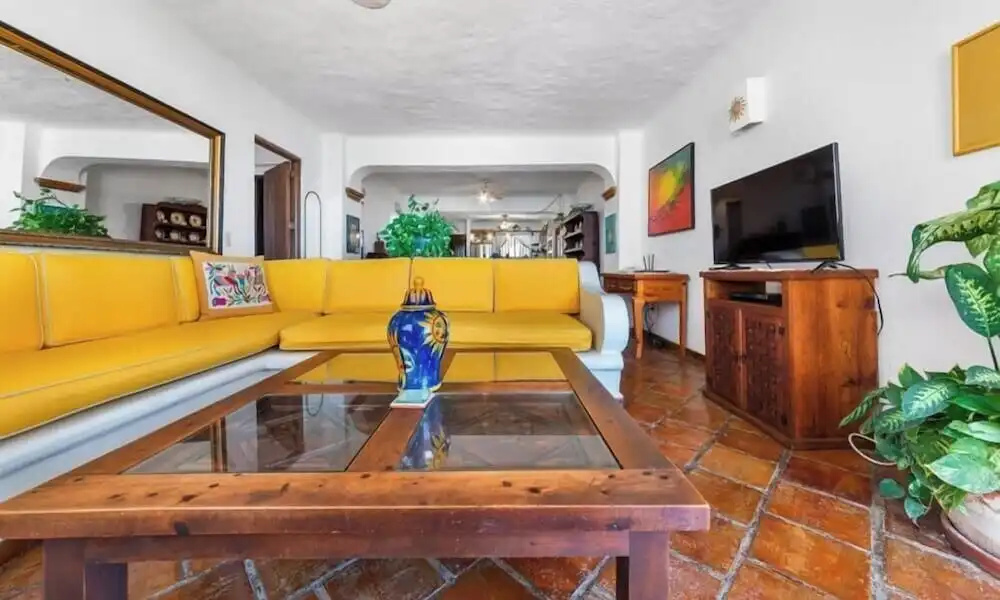 Ocean View 2Br Condo-balcony-beach-pool - 305