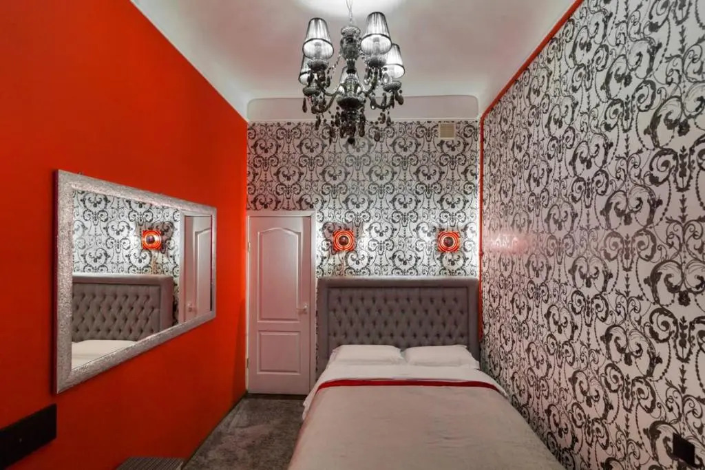 Cozy studio for couple near Polytechnic University