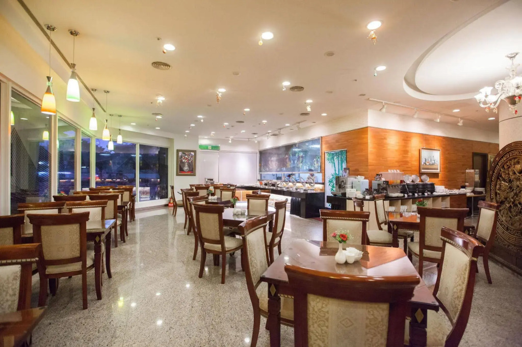 CHECK inn Select Taipei Nangang