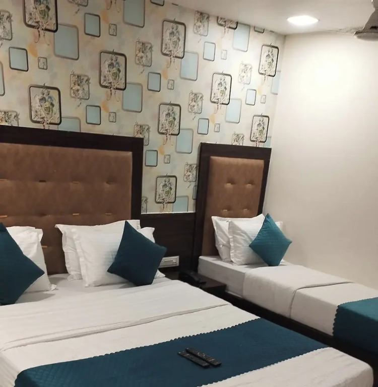Hotel Silver Inn, Ahmedabad