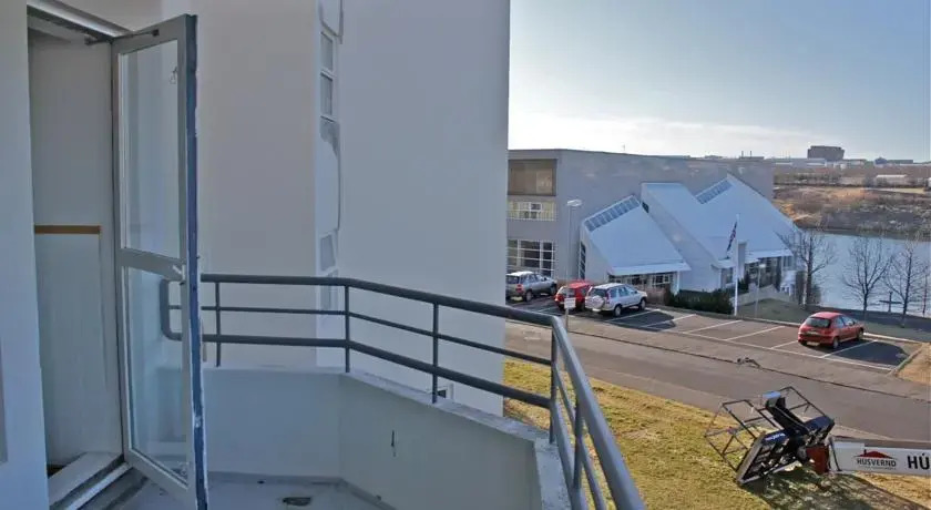 Eyjasol Apartment Hverafold