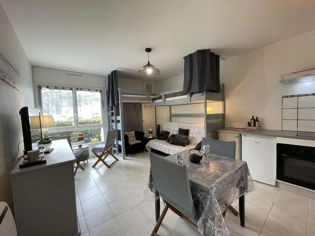 Appartement Saint-Jean-de-Monts, 1 pièce, 4 personnes - FR-1-224C-152