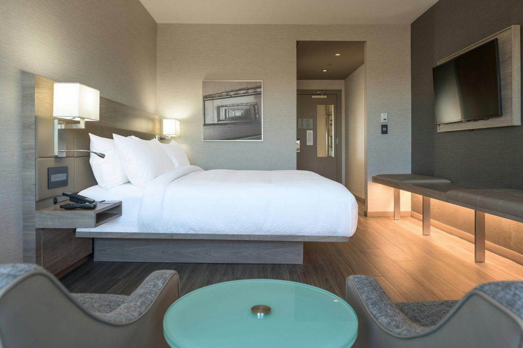 AC Hotel by Marriott Boston North