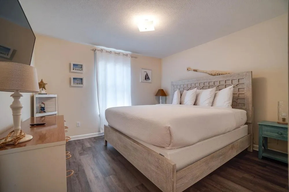 Beach House - Crystal Tides by Panhandle Getaways