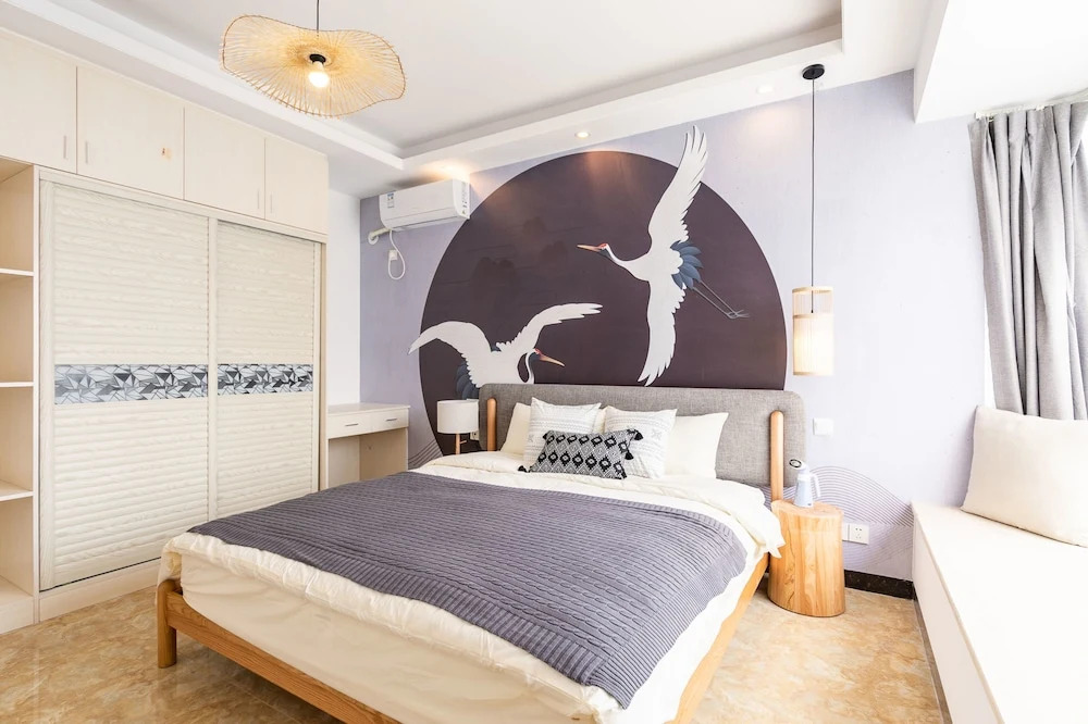 Locals Boutique Apartment Huafa Plaza 23