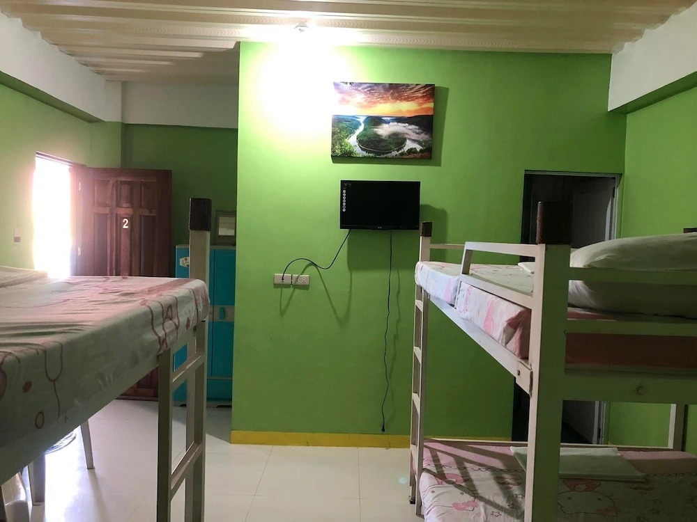 Ravara-Natividad Pension House