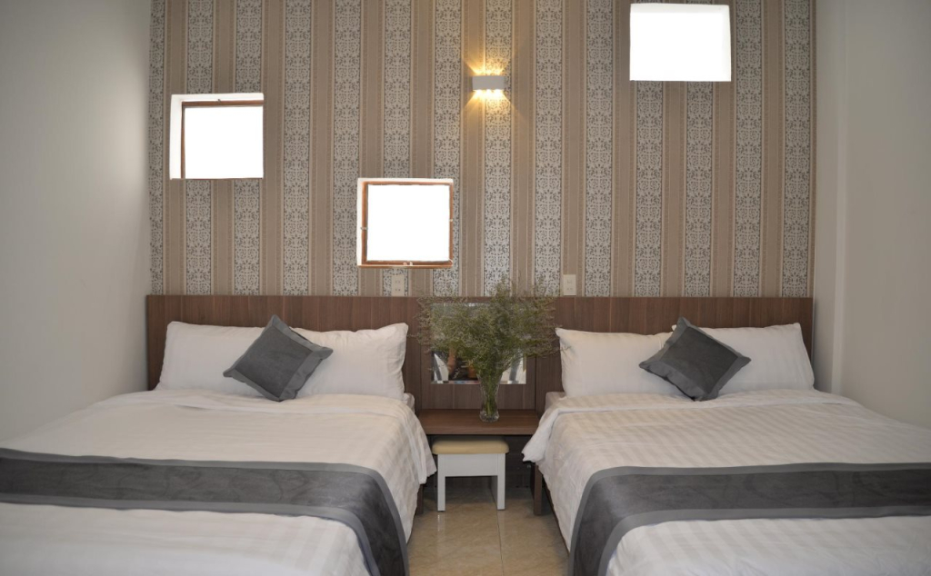 Amis Hotel