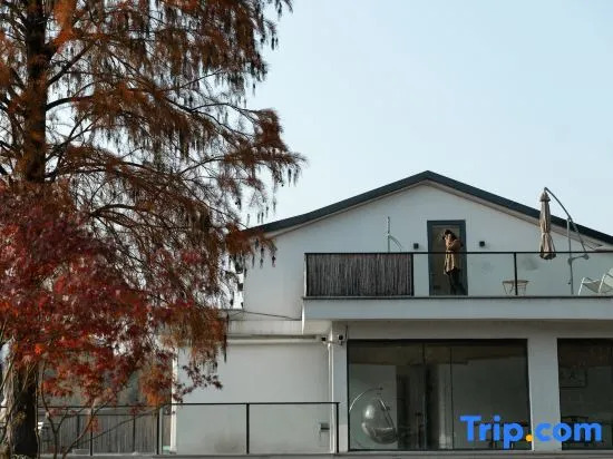 Nanshan Bamboo Sea Qingxi Yue Homestay (Tianmu Lake Yushui Hot Spring Branch)