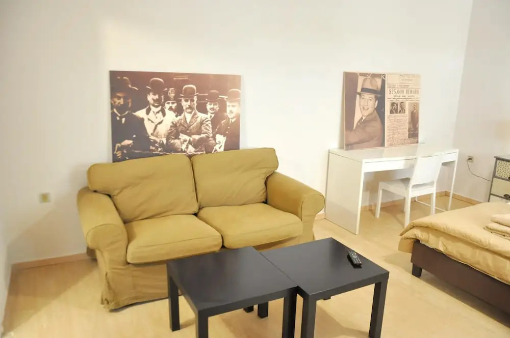 Studio in Glifada, With Furnished Garden and Wifi - 1 km From the Beac