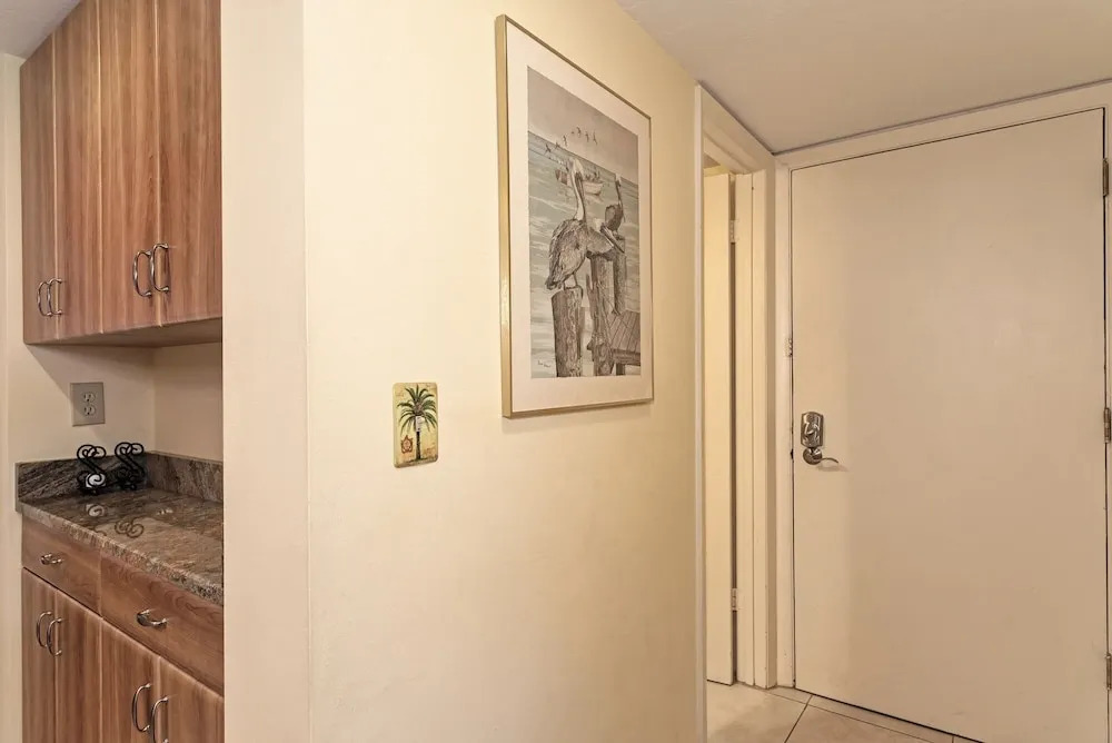 Midnight Cove Ii 213f - Wonderful Vacation Rental! 2 Bedroom Condo