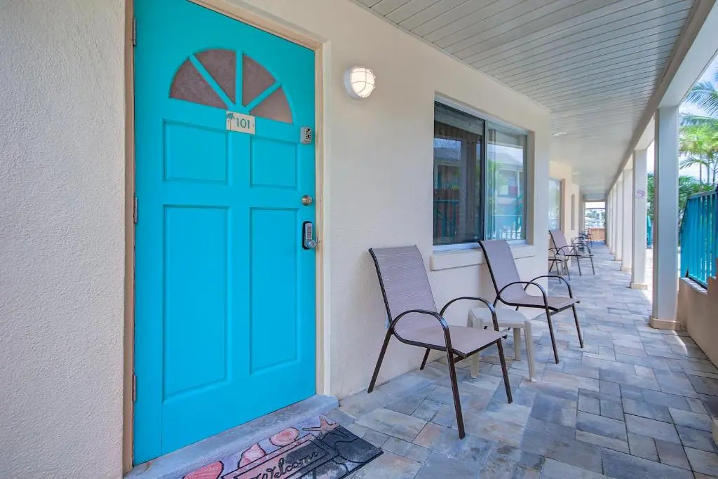 Five Palms Suite 101 - Daily - Weekly - Monthly