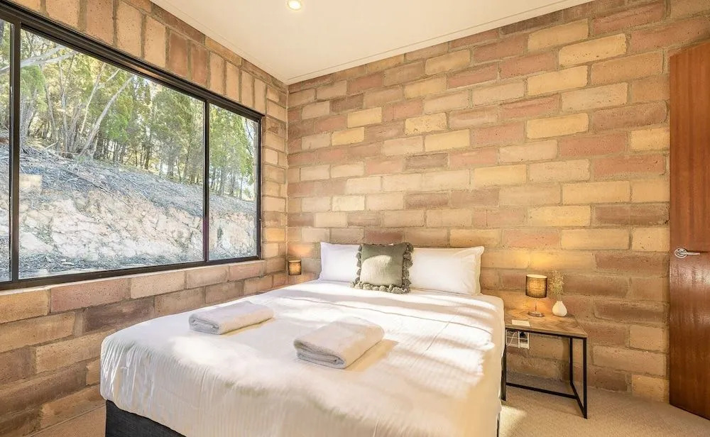 Tyalla Lodge Unique Luxe Design in the Mountains