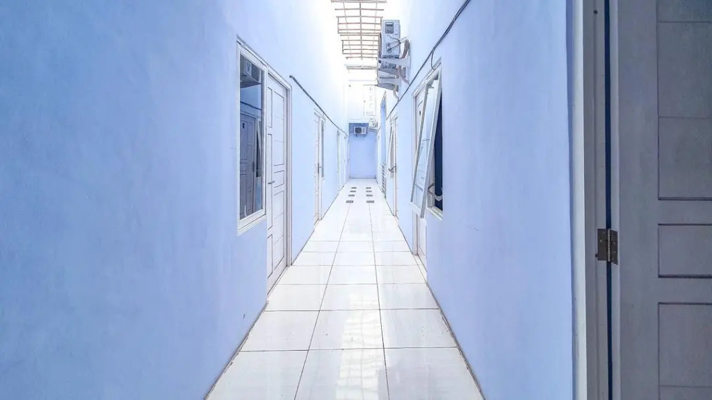 RedDoorz near Stadion Wilis Madiun