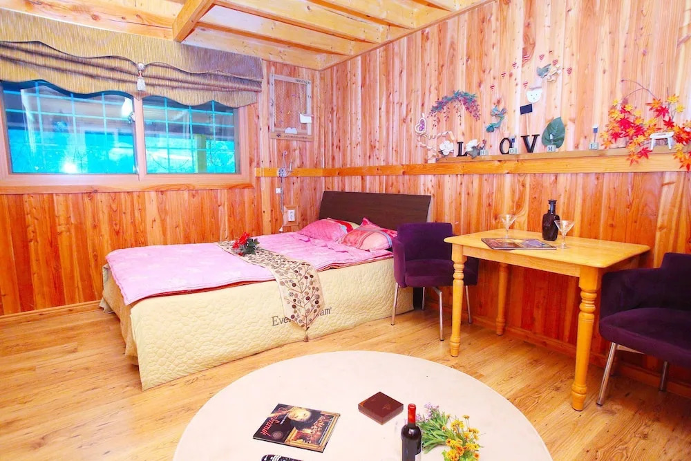 Wonju Chiak Mountain Club Pension