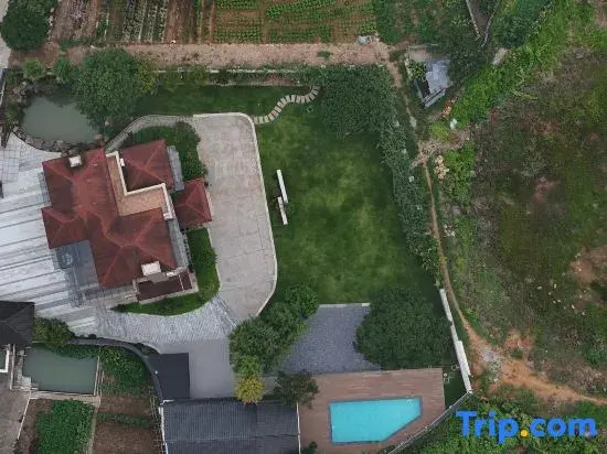 Tonglu · Yishan Jianshu · Pool & Courtyard Holiday Mountain Residence (National Forest Park Branch)
