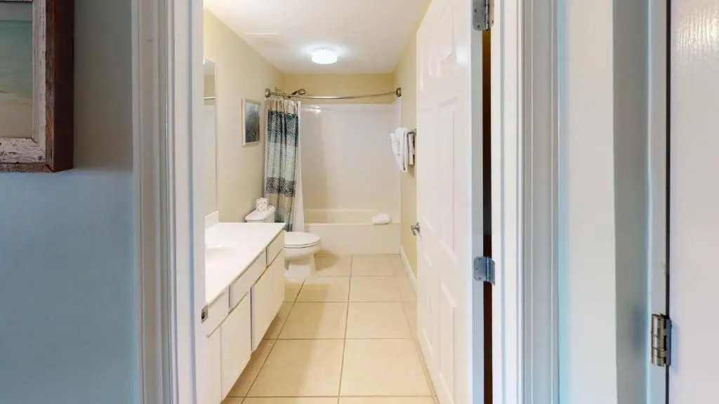 Brightly Furnished Beachfront Condo - 7th Floor Gulf View!
