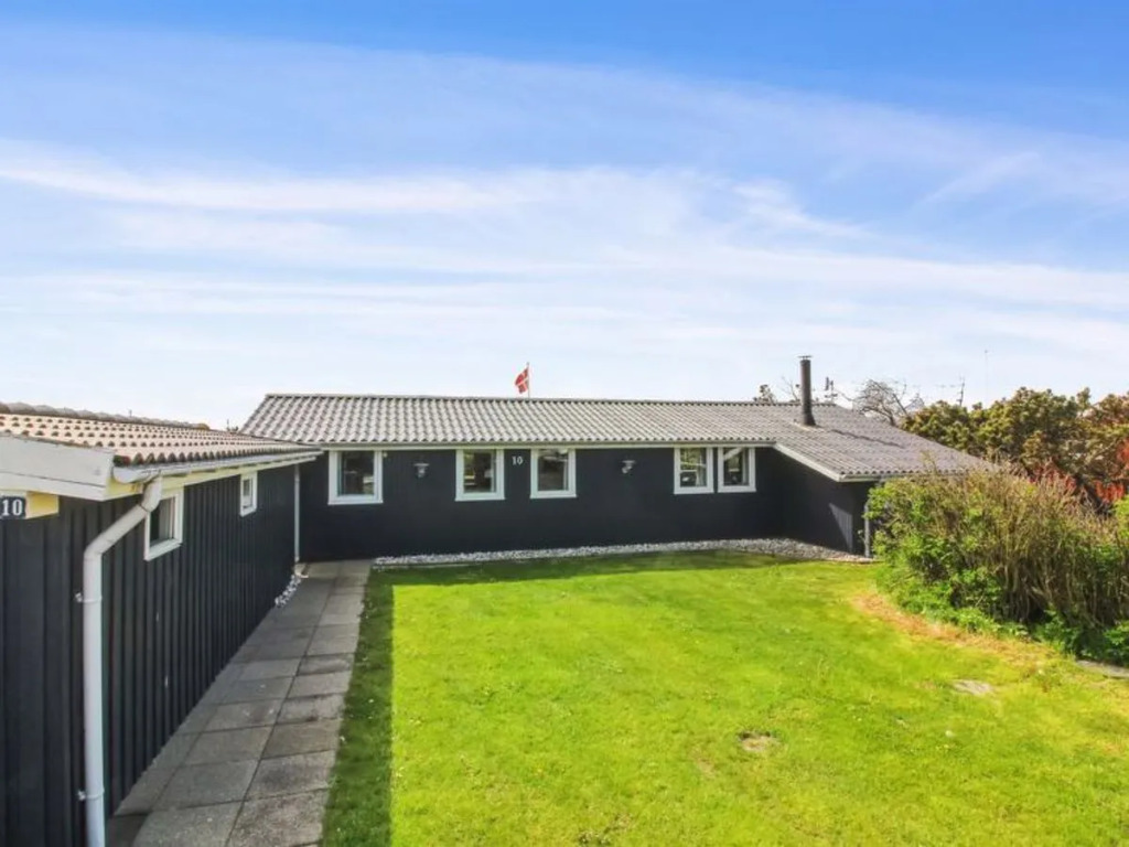 Holiday Home Hælf - 400m from the sea by Interhome