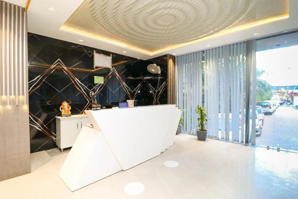 Hotel Vertu IGI Delhi Airport By OPO,Free Airport Pickup & Drop